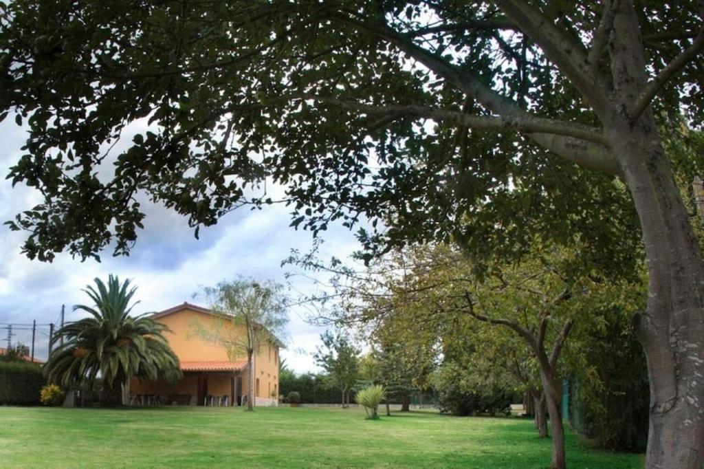 Villa Paula Avilés Eksteriør bilde
